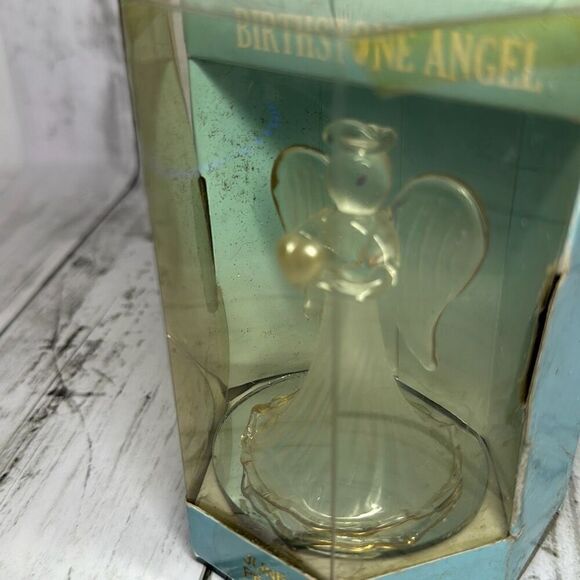 Glass Birthstone Angel Holding A White Heart June Pearl - Picture 6 of 6